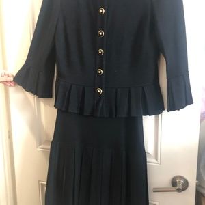 Stunning St. John suit